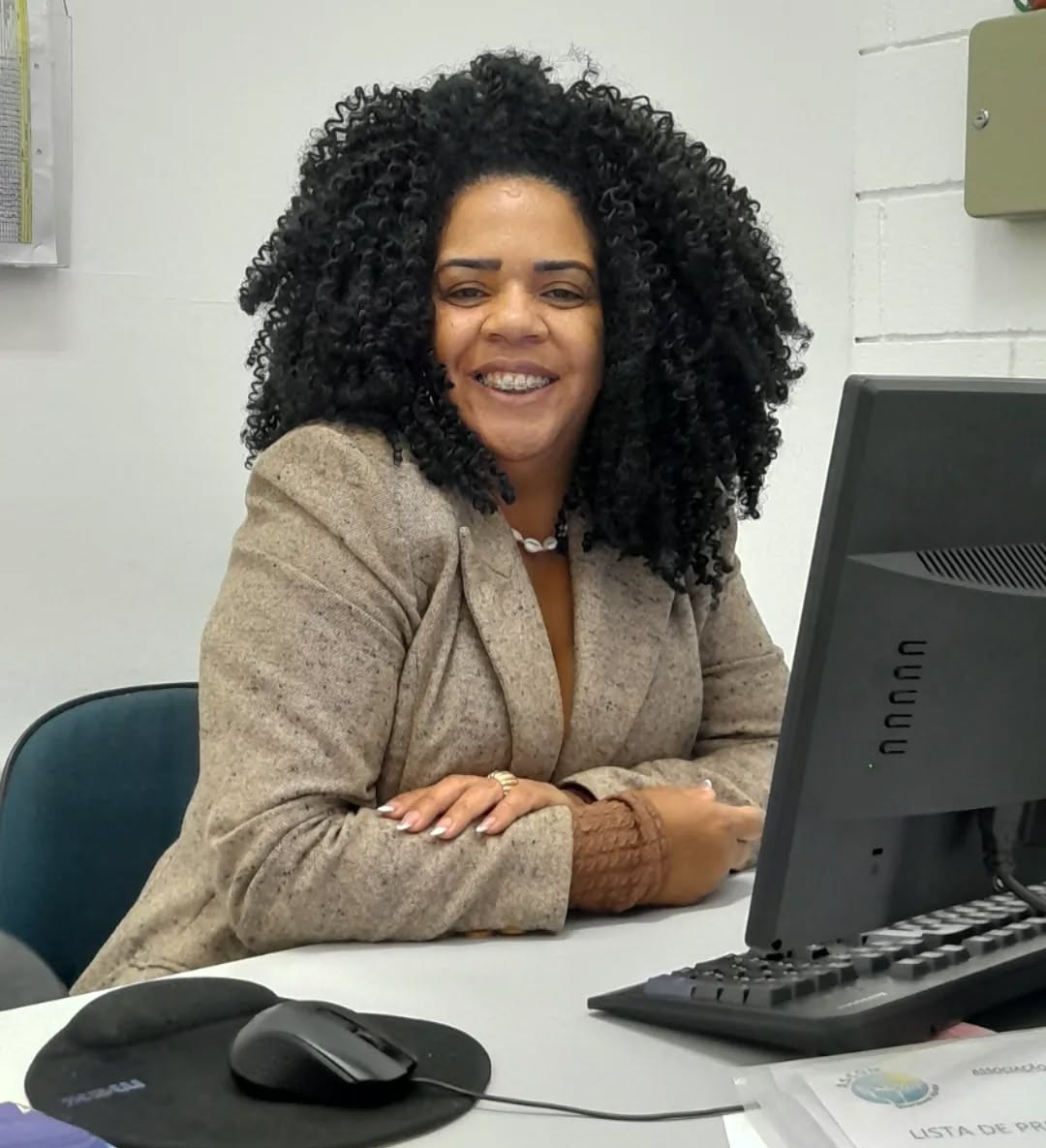 Rosely Rodrigues Oliveira